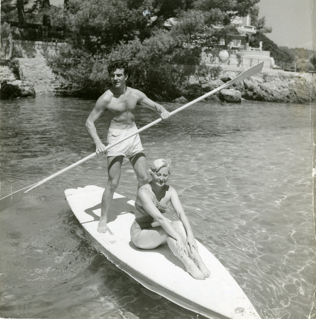 Henri Vidal und Michèle Morgan, Cannes Festival, Frankreich, 1949 | Foto: Serge Lido (1906–1984, RU) | OstLicht Vintage Photo Sale