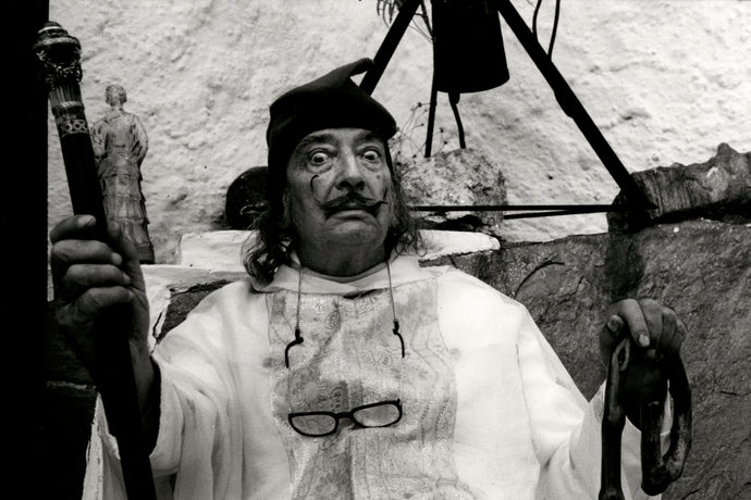 Salvador Dalí in seinem Zuhause in Cadaquès, Katalonien, September 1977 | Foto: Benjamin Auger | OstLicht Vintage Photo Sale